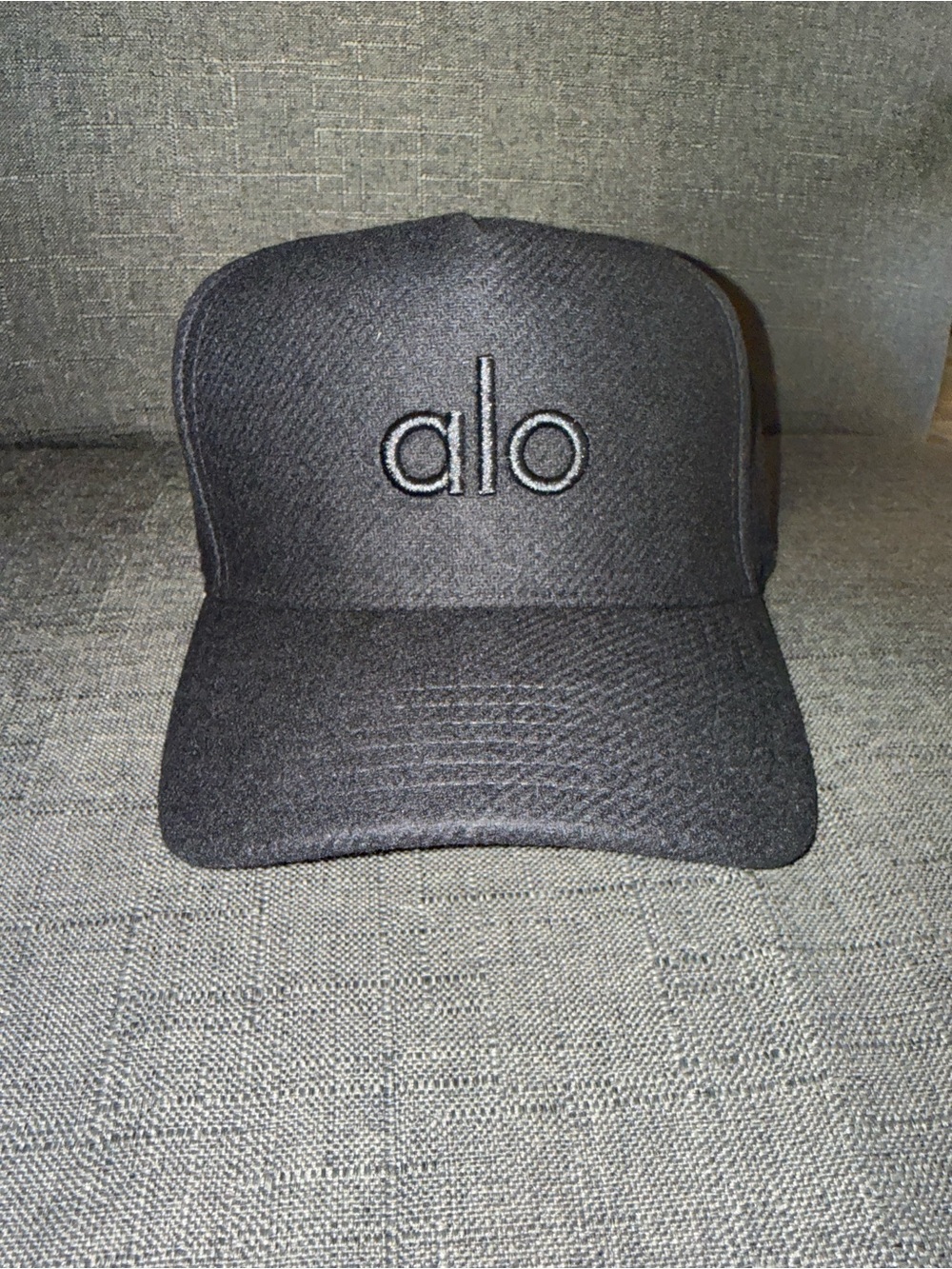 ALO Yoga Wool blend ball cap